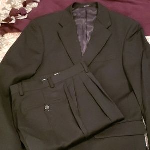 36s Joseph&Fiess solid navy 2pc suit